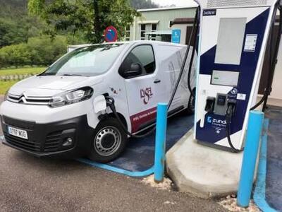 CARGADORES PARA COCHES Y RUIDO ELÉCTRICO